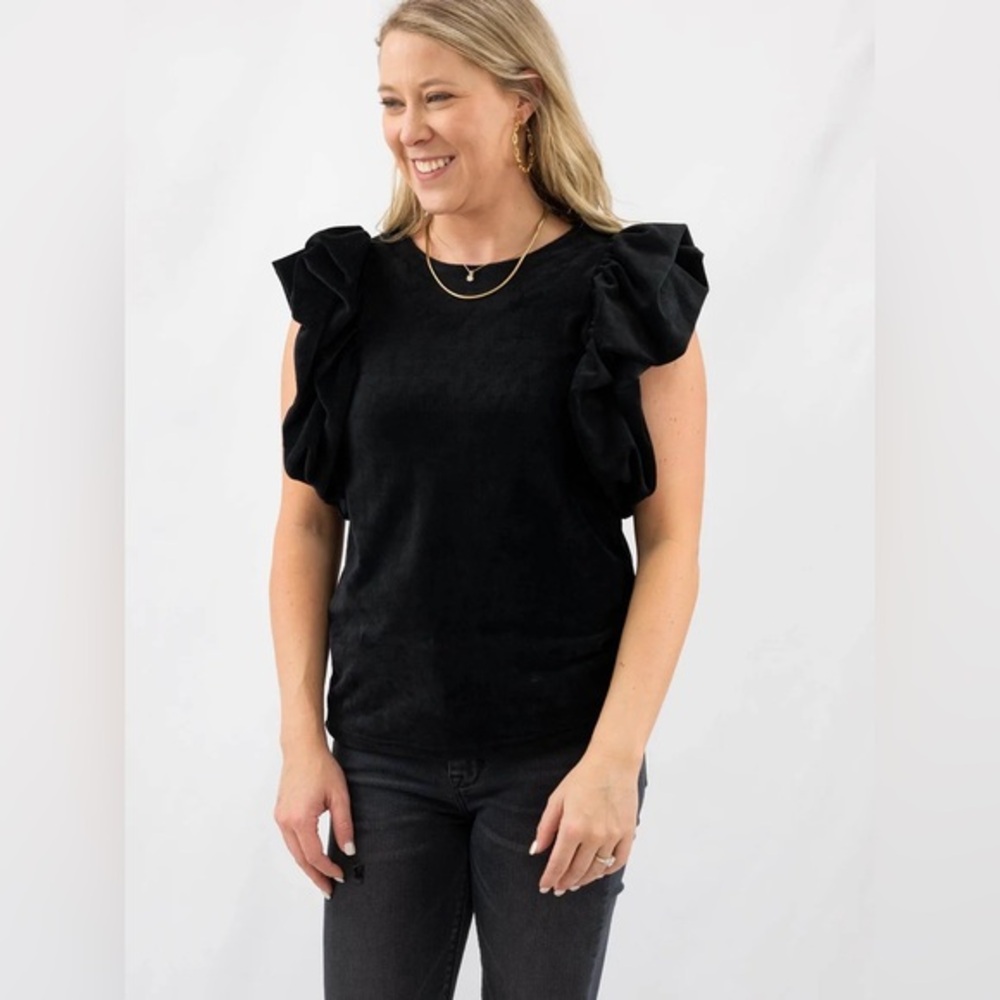 THML Flutter Sleeve Velvet Top black size M